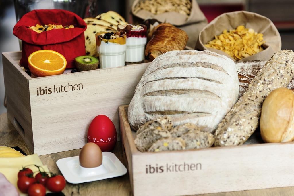 Hotel Ibis Setúbal Esterno foto