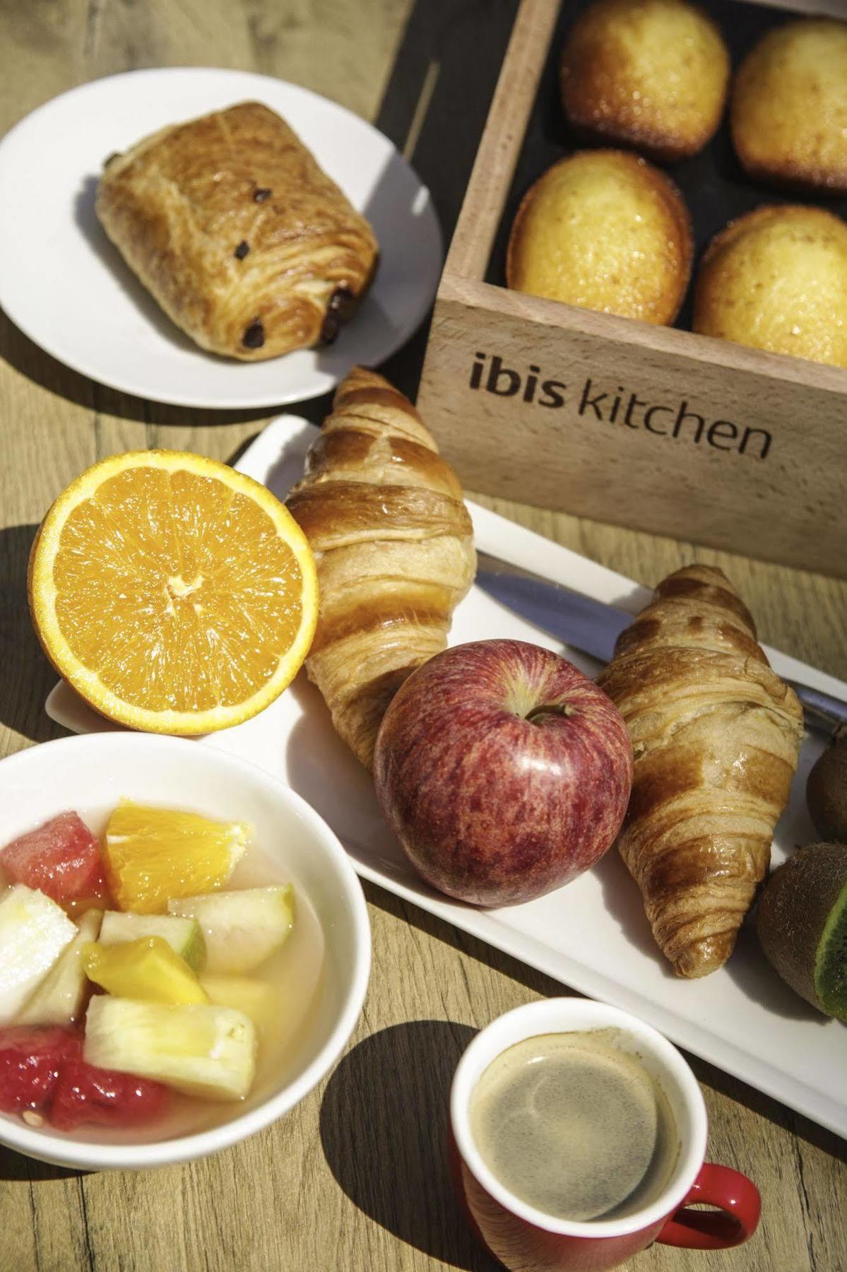 Hotel Ibis Setúbal Esterno foto