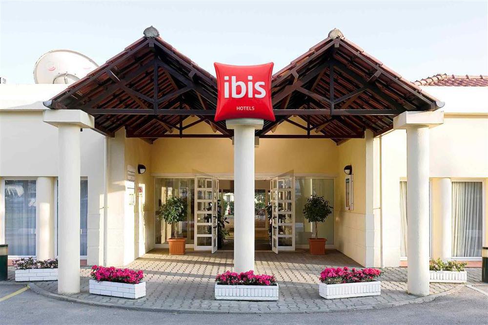 Hotel Ibis Setúbal Esterno foto